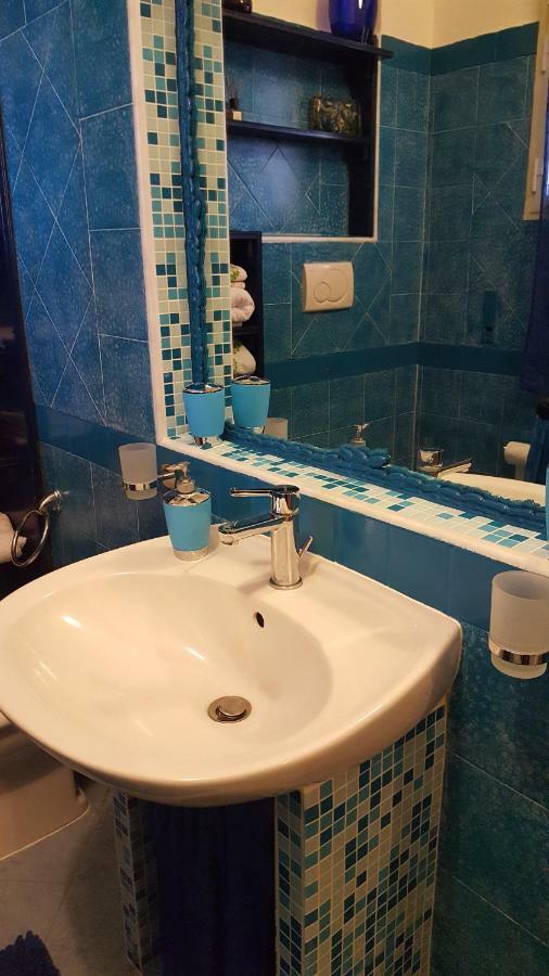 Da Adriana Guesthouse サンタ・テレーザ・ガッルーラ エクステリア 写真